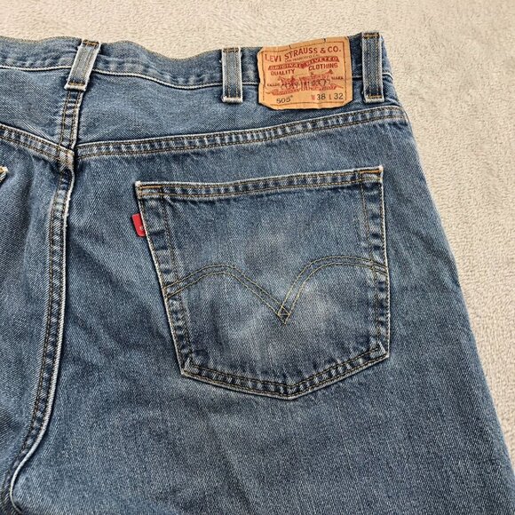 Levis Mens 505 Mens Jeans Size 38x32 Hemmed to 38x26 Straight - Picture 14 of 16